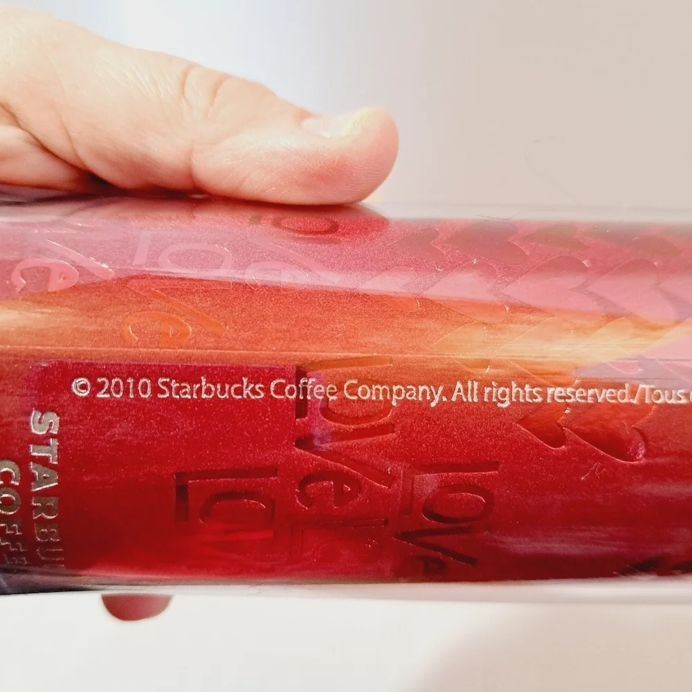 Starbucks 2010 Valentines 8 Oz Red Love Tumbler‎ Mug